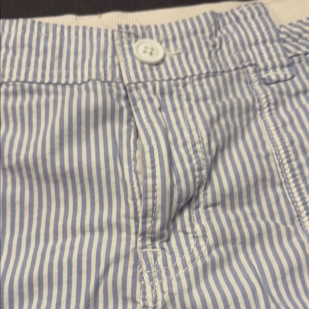 St. John's Bay Blue and White Cargo Shorts for Casual Comfort - Picture 9 of 9